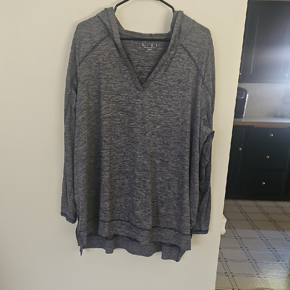 Levi's Women's Dark Navy V-Neck Hoodie